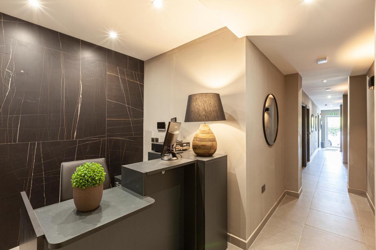 Charming,Comfortable And Centrally Located Group Accomodation Gzira Esterno foto